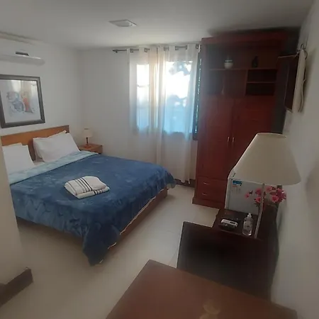 3 Palmeiras Guest Lounge-2